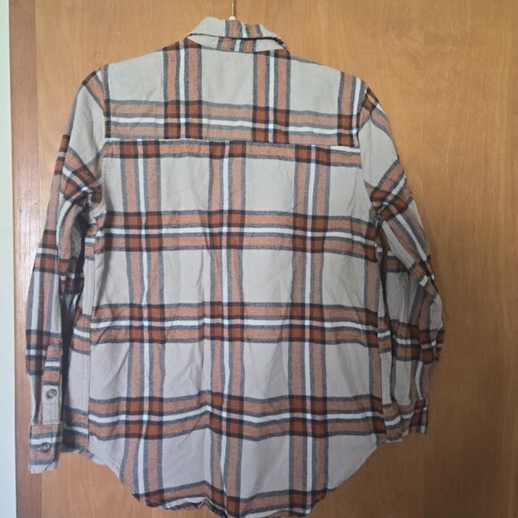 Universal Thread flannel shirt - Picture 2 of 2